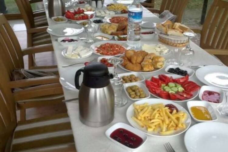 Ozgur Bahce Restaurant Oran Ankara